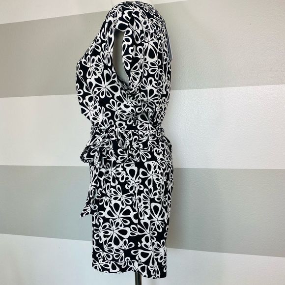 NEW Diane Von Furstenberg Purdette Black Halo Floral Romper Vacation Jumpsuit - Picture 4 of 12